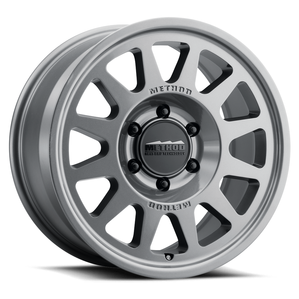 Method MR703-HD Gloss Titanium | 18x9" +40mm | 6x5.5mm Wheel