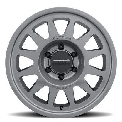 Method MR703-HD Gloss Titanium | 18x9" +40mm | 6x5.5mm Wheel