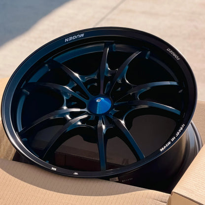 Mugen MF10 Black Edition 17x8.5 +40 5x114.3 Black (SET)