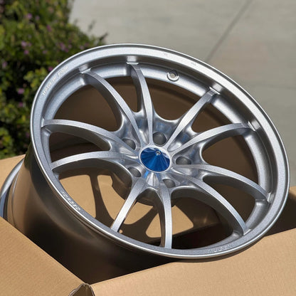 Mugen MF10 18x10.5 +45 5x114.3 Silver (SET) - WheelFlip