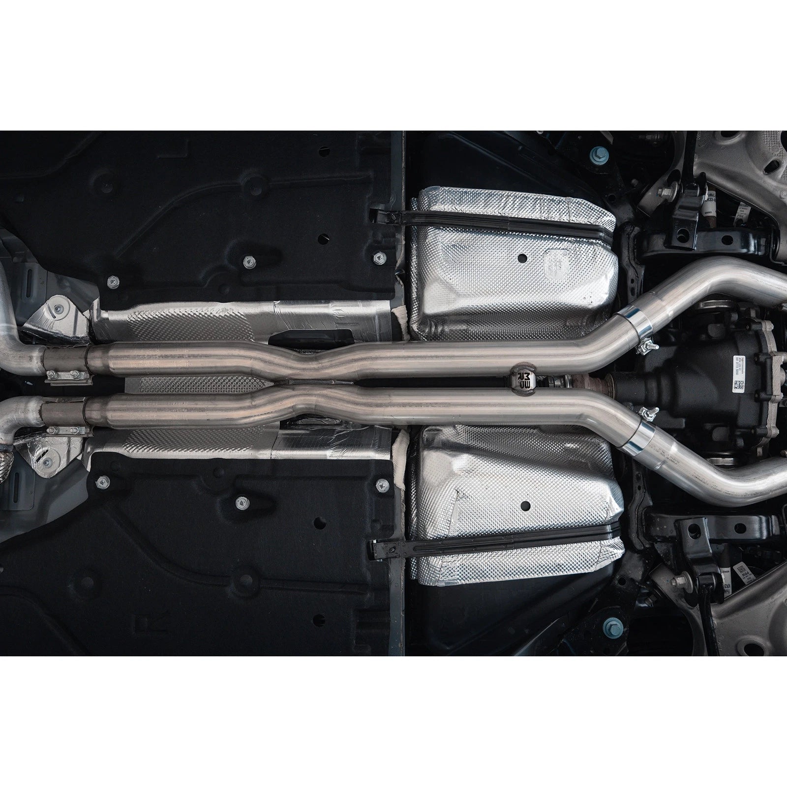 MBRP 2024 Ford Mustang Dark Horse 3in Dual Split Rear Exit Exhaust w/ Quad CF Tips | Ford Mustang (24+) (S72843CF)