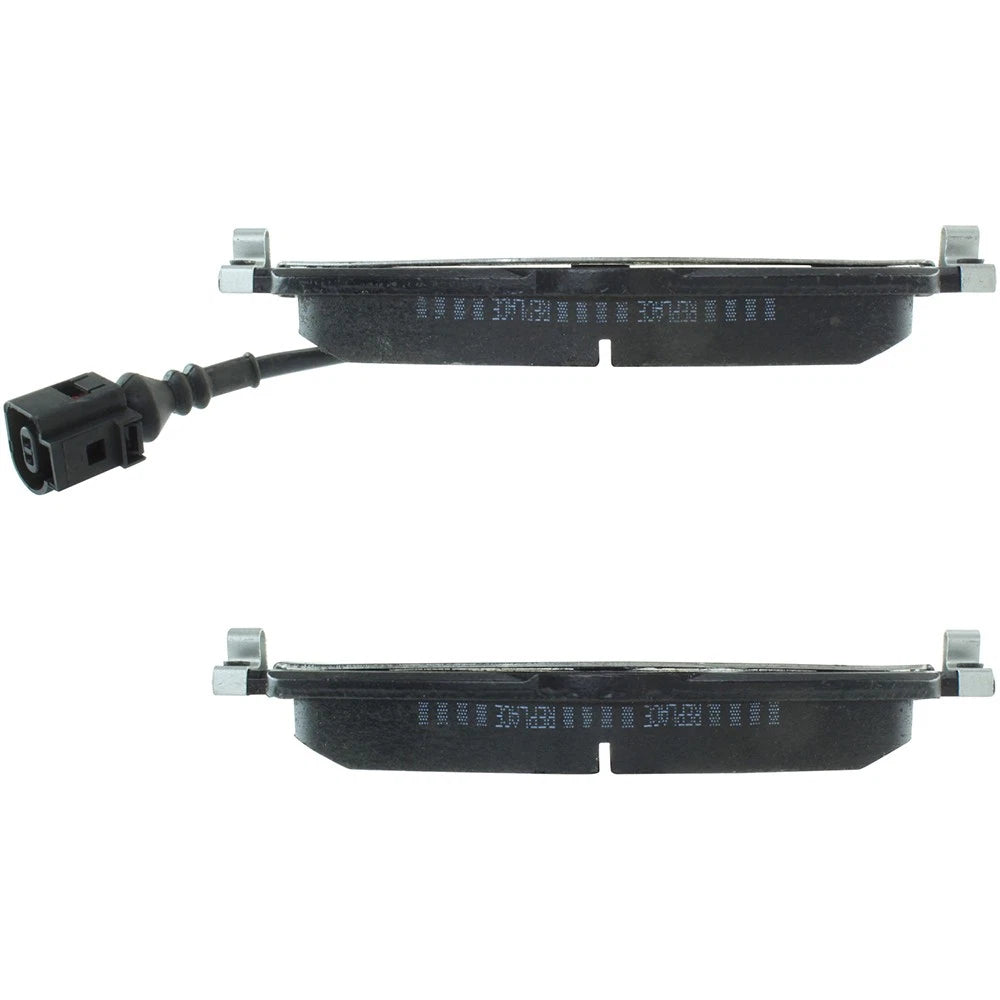 StopTech 308.17600 Front Brake Pads Set for 14-19 A3 / 15-21 e-Golf / 14-18 Golf