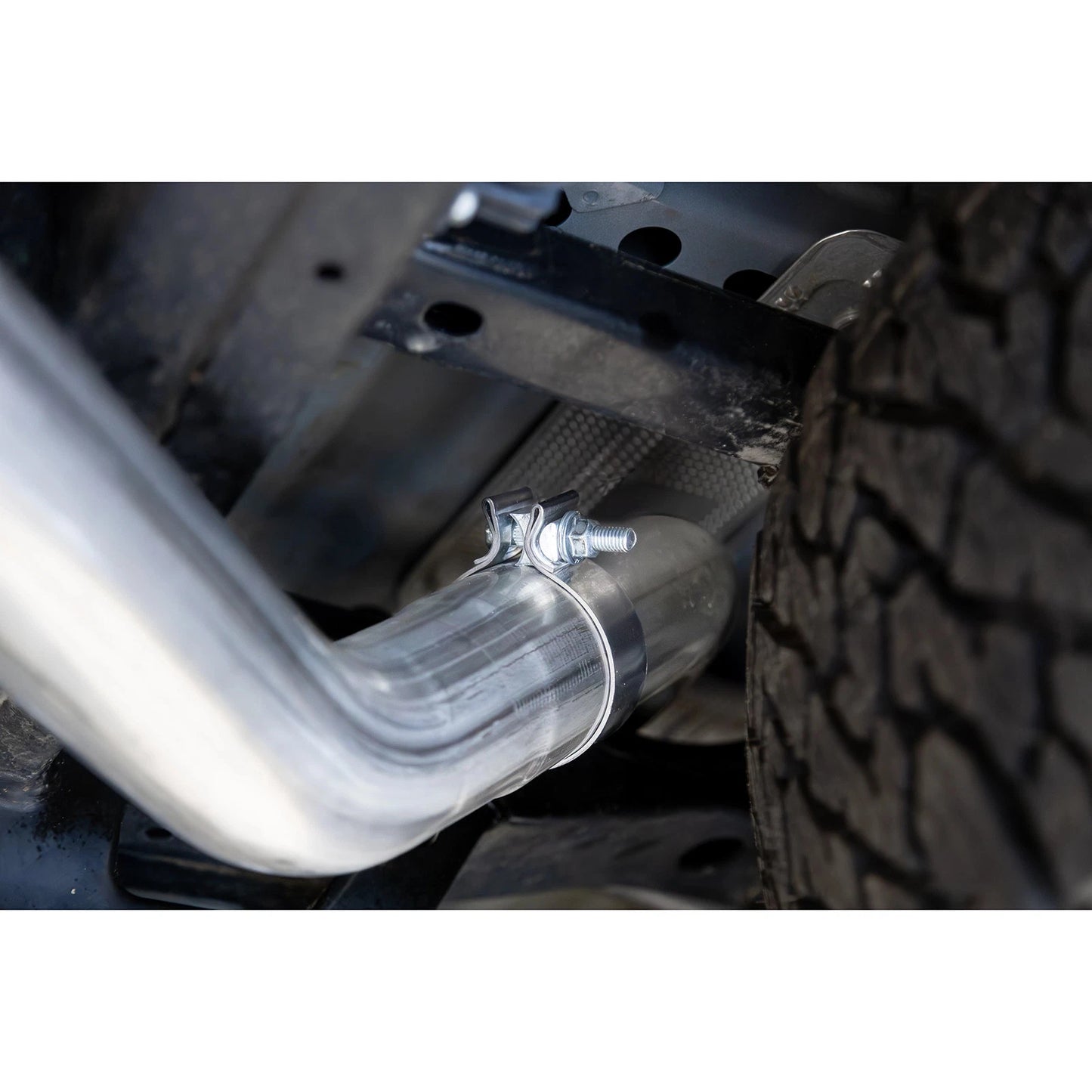 MBRP 3in D&R Axle Back Exhaust | Ford Ranger (22-26) (S5270BLK)
