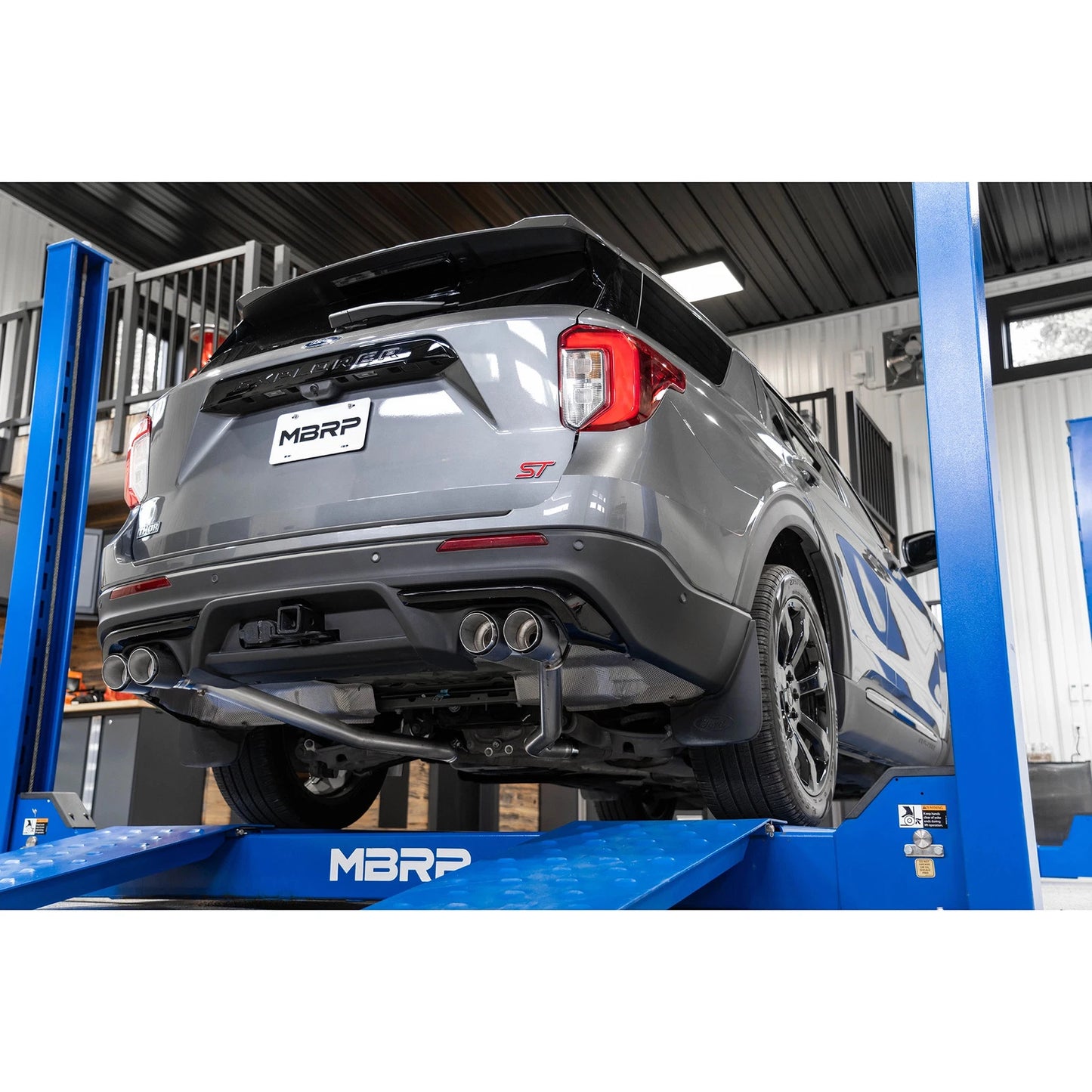 MBRP 2.5in Dual Rear Exit Axle Back w/ Quad CF Tips | Explorer ST 20-21 (S52033CF)