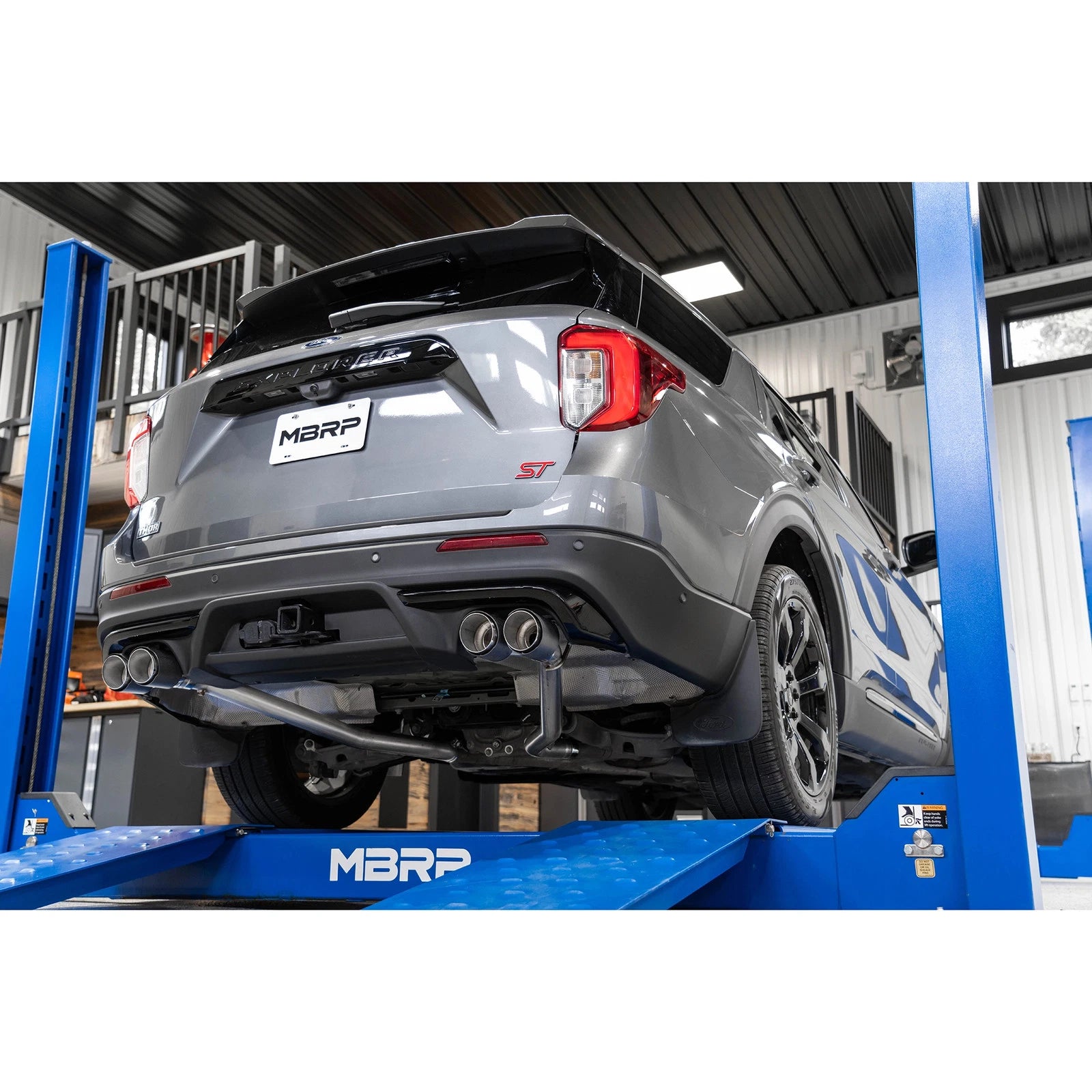 MBRP 2.5in Dual Rear Exit Axle Back w/ Quad CF Tips | Explorer ST 20-21 (S52033CF)