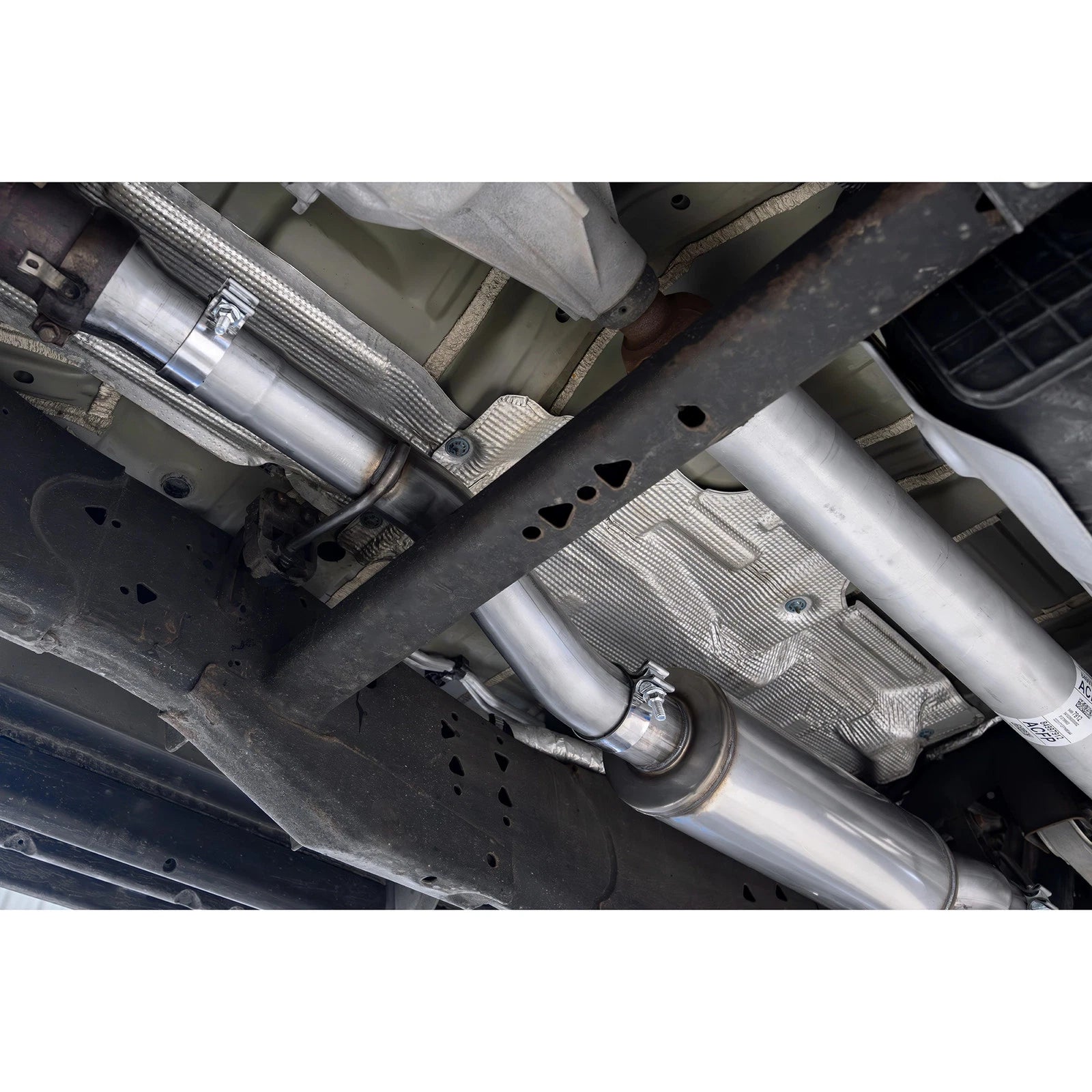 MBRP 3in Dual Split Cat-Back Exhaust w/ Quad Carbon Fiber Tips | Chevrolet Tahoe / GMC Yukon (21+) (S50573CF)