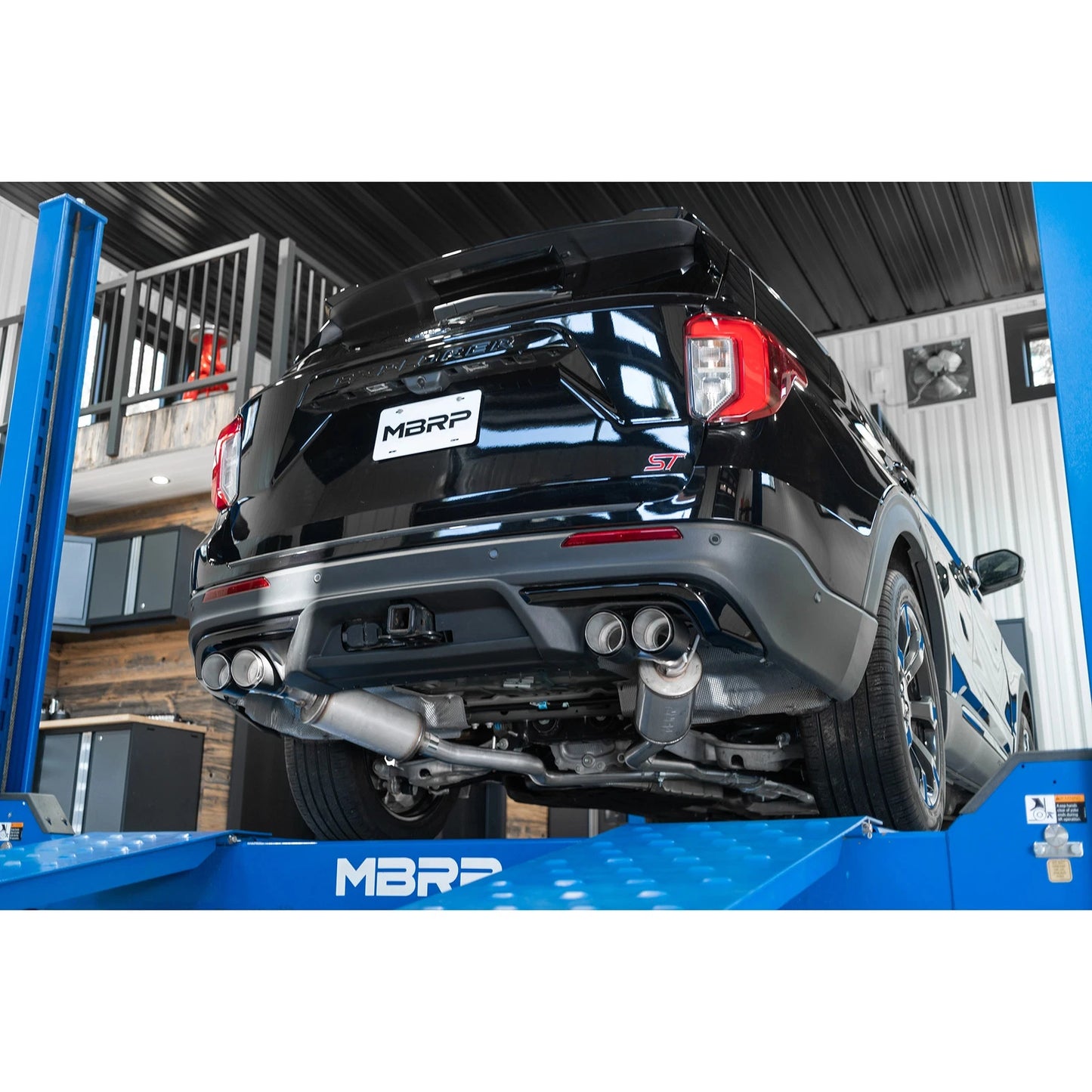 MBRP 2.5in Cat-Back Dual Rear Exit Exhaust w/ Carbon Fiber Tips | Ford Explorer ST 20-21 (S52053CF)