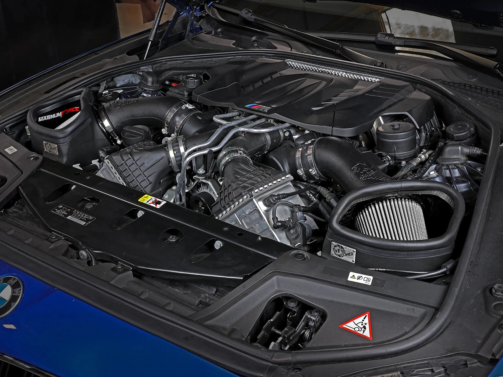 aFe Magnum FORCE Stage-2 Pro DRY S Cold Air Intake System | BMW M5 (F10) / M6 (F12/13) (54-13030D)
