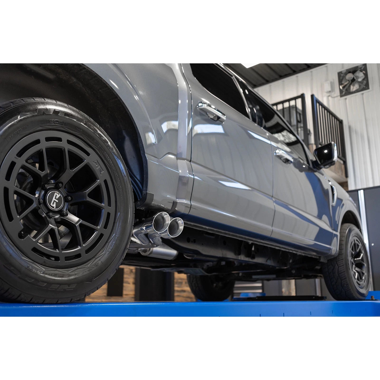 MBRP Aluminized Dual Pre-Axle Cat Back Exhaust w/ 2.5in OD Tips | Ford F150 (21+) (S5219AL)