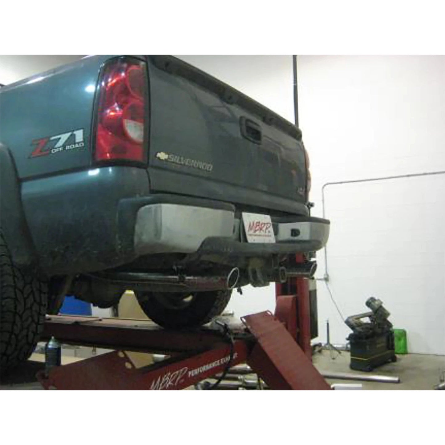 MBRP 2.5in. Cat-Back D&S Rear Exit Exhaust | Chev/GMC 1500 Classic (03-07) (S5016409)