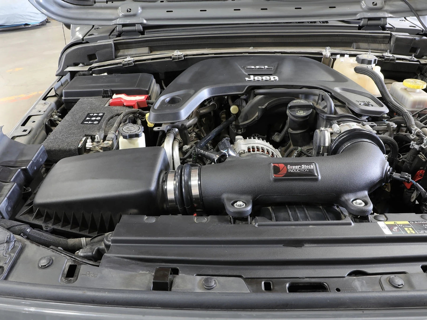 aFe Super Stock Pro Dry S Induction System | Jeep Wrangler JL/Gladiator JT V6-3.6L (55-10009D)
