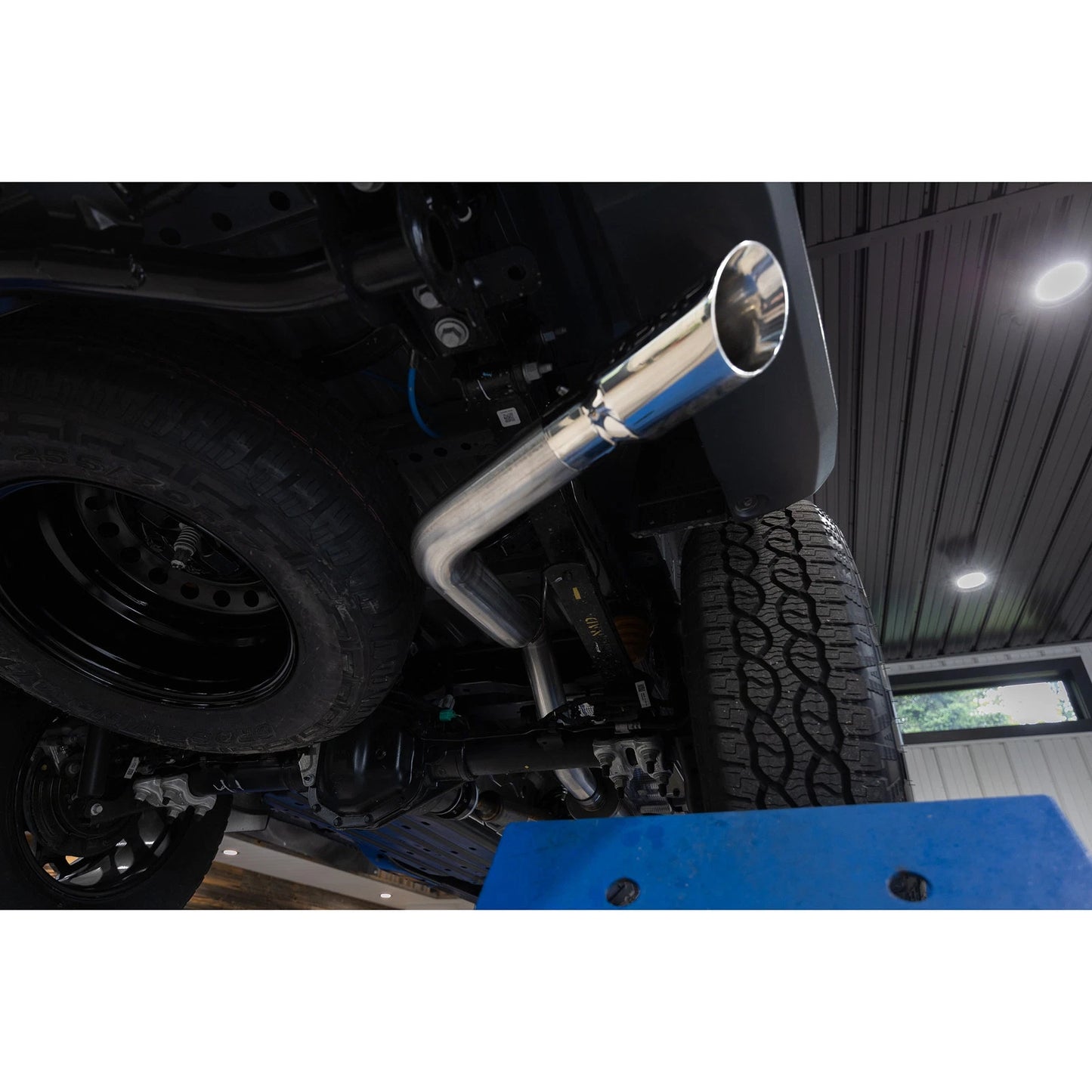 MBRP 2.7L 2.5 into 3in Single Side Exit Cat Back Aluminum | Ford Ranger (24+)