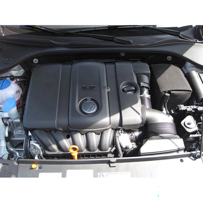 K&N Engineering Replacement Air Filter: Volkswagen Jetta 2005 - 2010 / Rabbit 2007 - 2009 2.5L L5