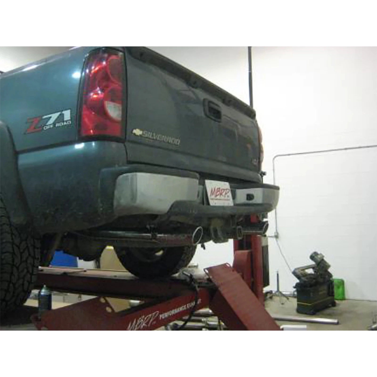 MBRP 2.5in D&S Dual Split Rear Exhaust | Chevrolet/GMC 1500 Classic (03-07) (S5016AL)