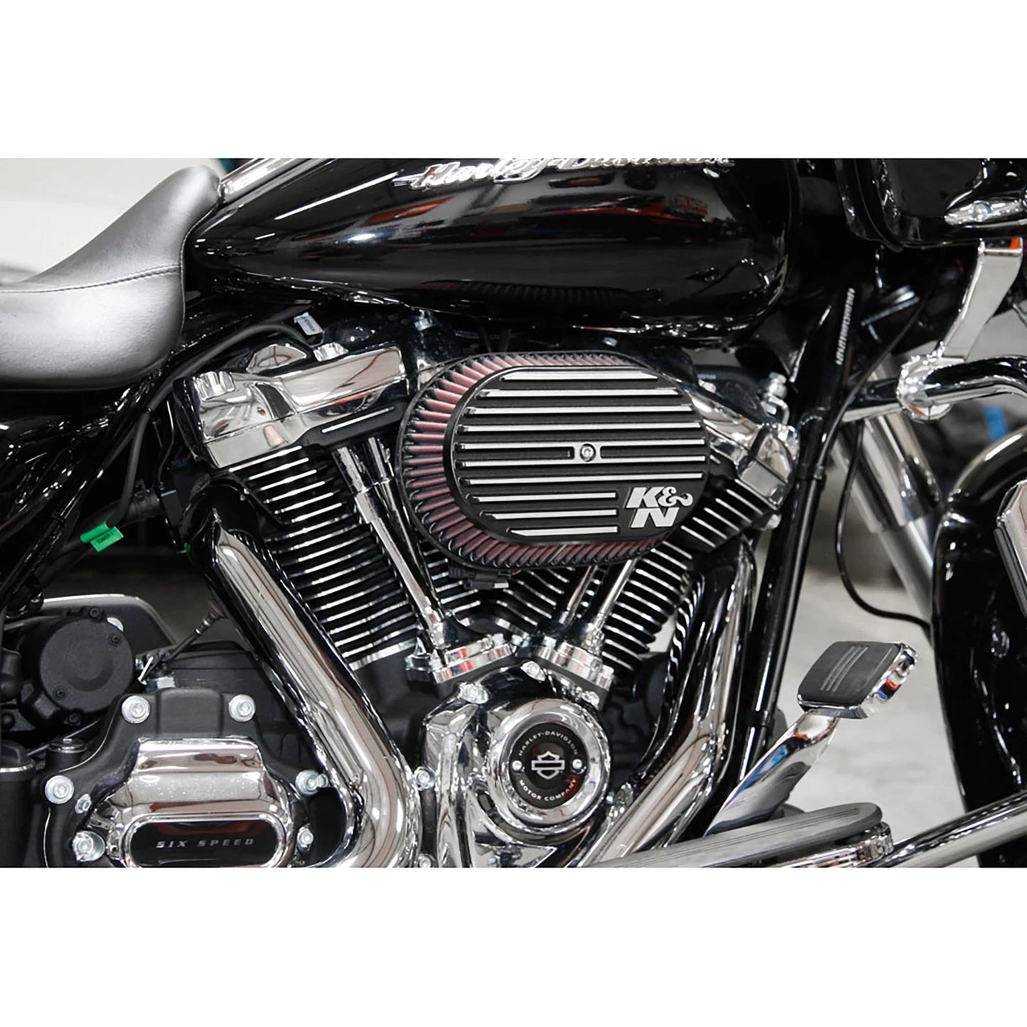 K&N Street Metal Intake System | Harley-Davidson Road King F/I 88cl Side Draft Dyna/Softail (RK-3953)