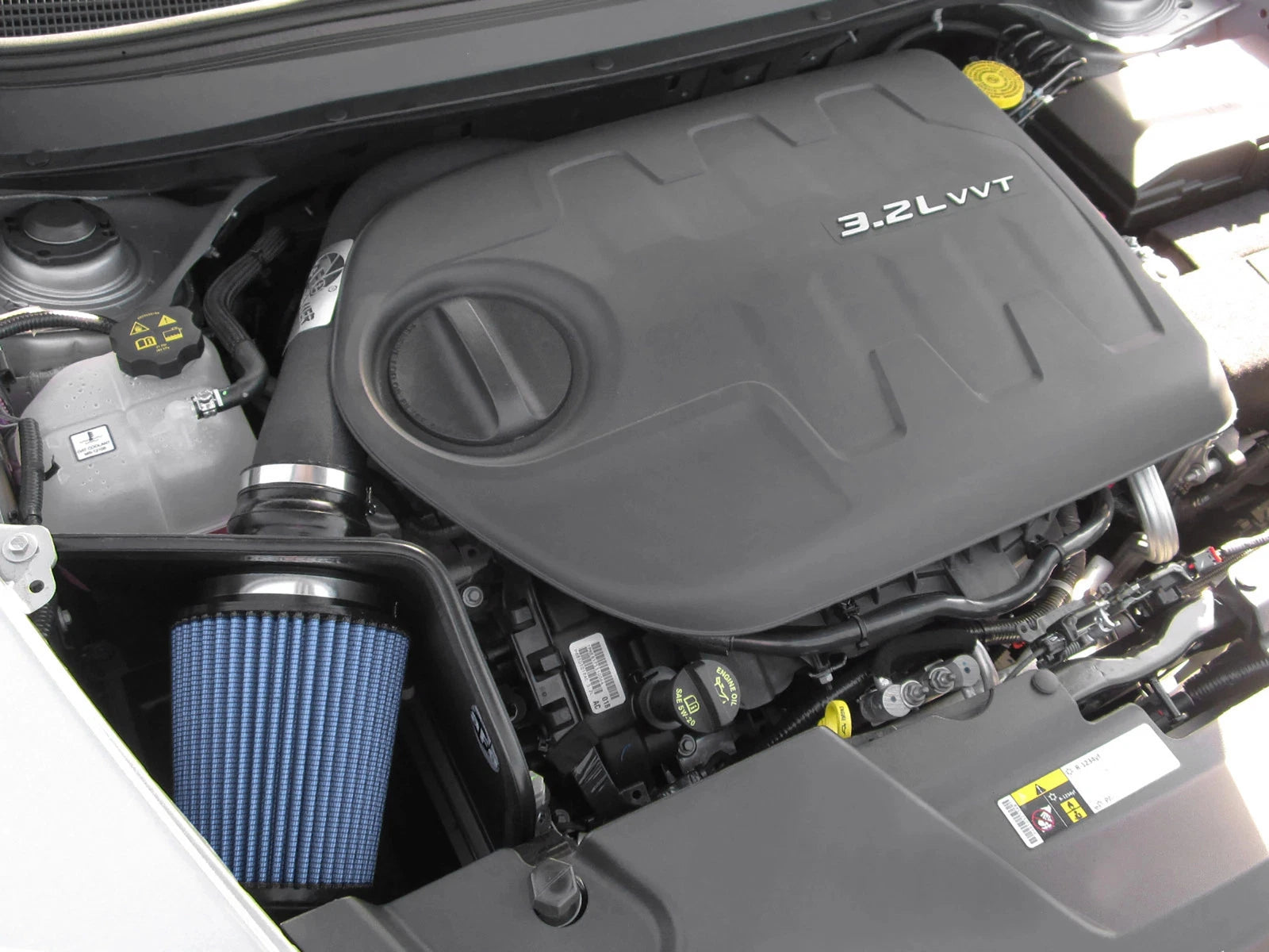 aFe Magnum FORCE Stage-2 Cold Air Intake F&R | Jeep Cherokee V6 3.2L (14) (54-12462)