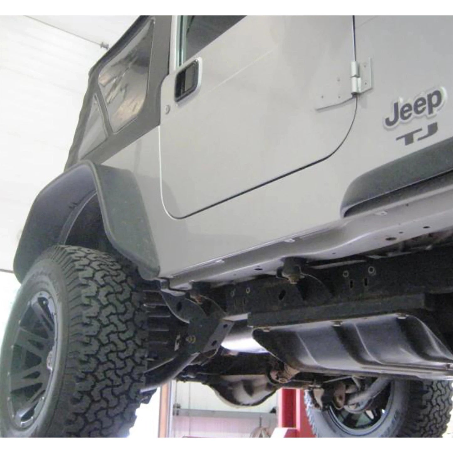 MBRP 2.5in Cat-Back Off-Rd D&S Turn Down Aluminum Exhaust | Jeep TJ (00-06) (S5522AL)