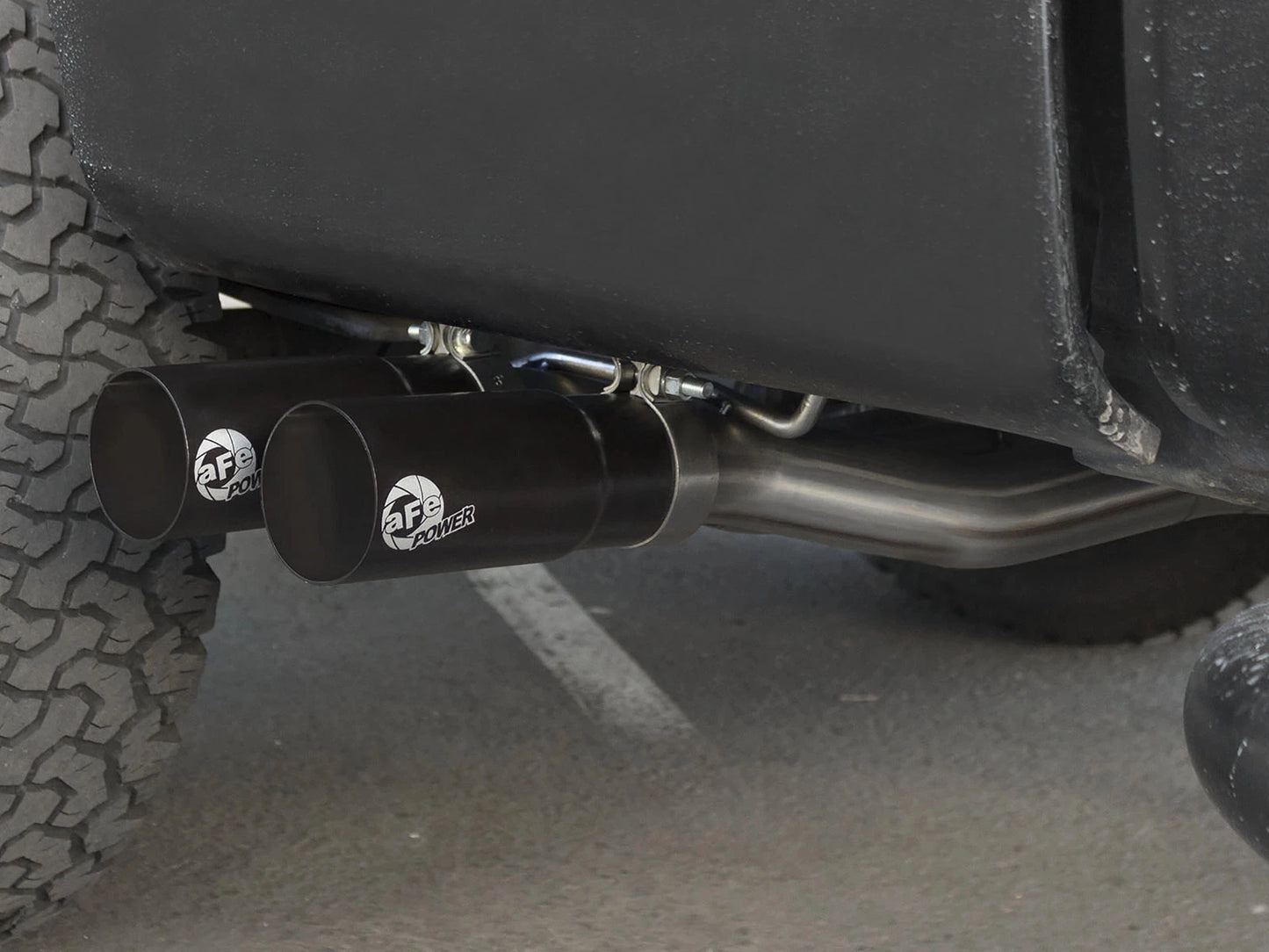 aFe 3in to 2.5in SS Cat-Back Exhaust w/ Black Tip | Ford F150 (04-08) V8 4.6/5.4L (49-43079-B)