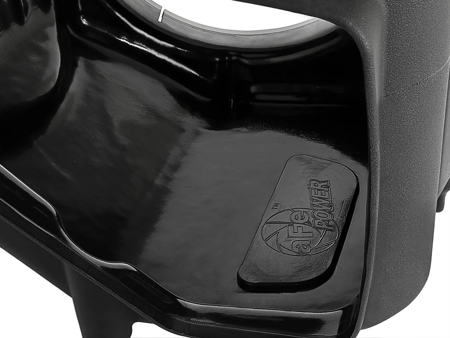 aFe Momentum GT Pro DRY S Cold Air Intake | GM SUV V8 5.3L/6.2L (14-17) (51-74110)
