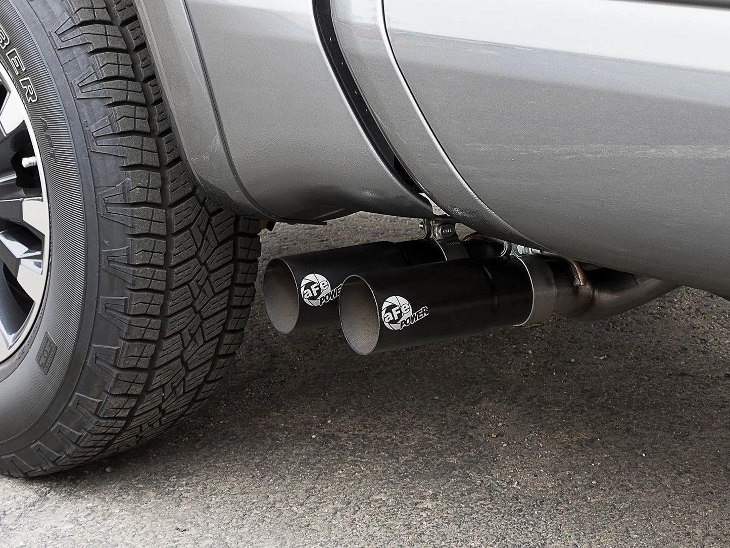 aFe Rebel Series 2-1/2 SS Cat-Back Exhaust | Nissan Titan V8 5.6L (16-17) (49-46126-B)
