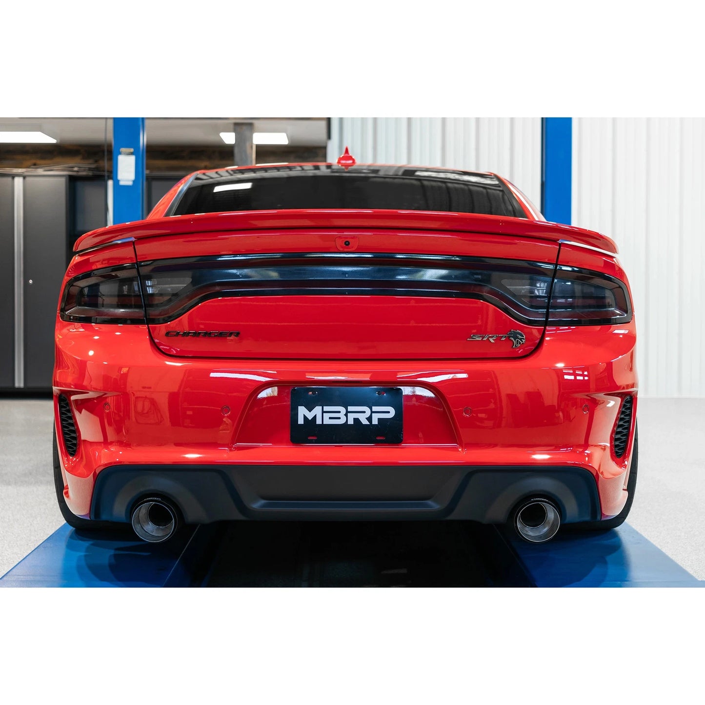 MBRP 3in Dual Rear SS Cat-Back Exhaust w/ Carbon Tips Dodge Charger 17-21 (S71173CF)