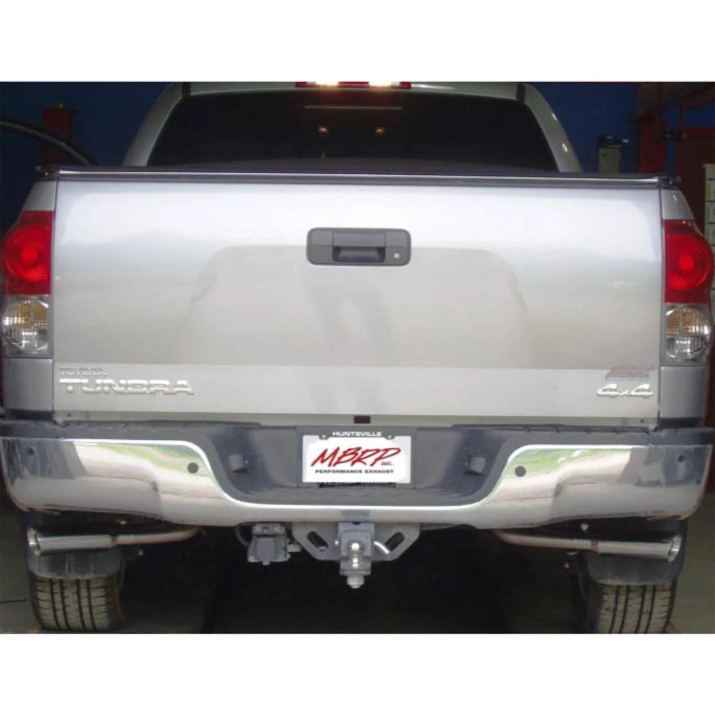 MBRP 2.5in Cat-Back Dual Split Side Exit Exhaust | Toyota Tundra 4.7L/5.7L V8 (07-09) (S5306409)