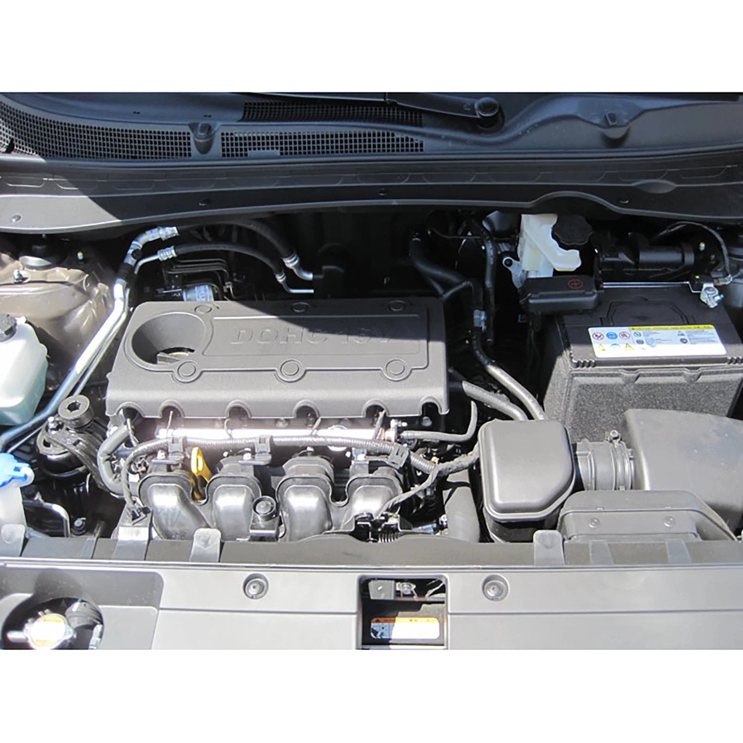 K&N Engineering Drop In Air Filter: Hyundai Tucson 2010 - 2011 2.0 / 2.4L