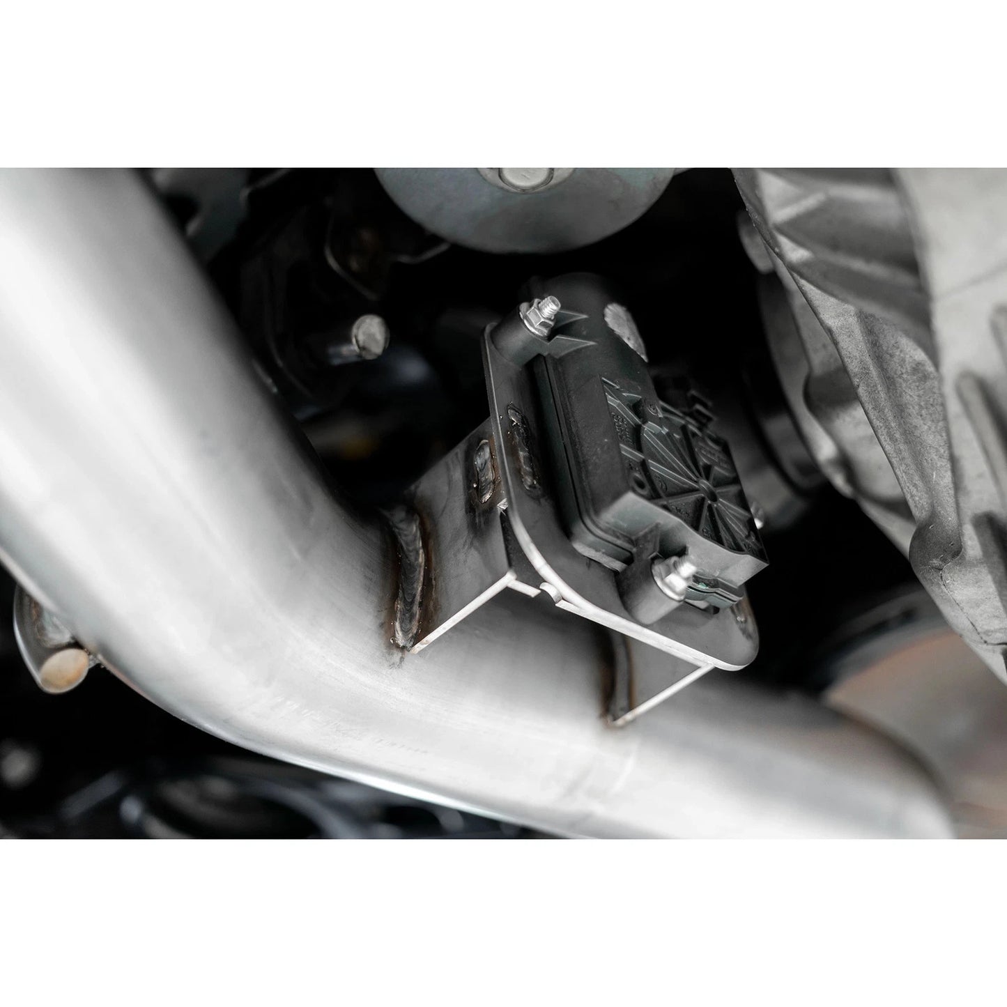 MBRP 3in Dual Rear SS Cat-Back Exhaust w/ Carbon Tips Dodge Charger 17-21 (S71173CF)