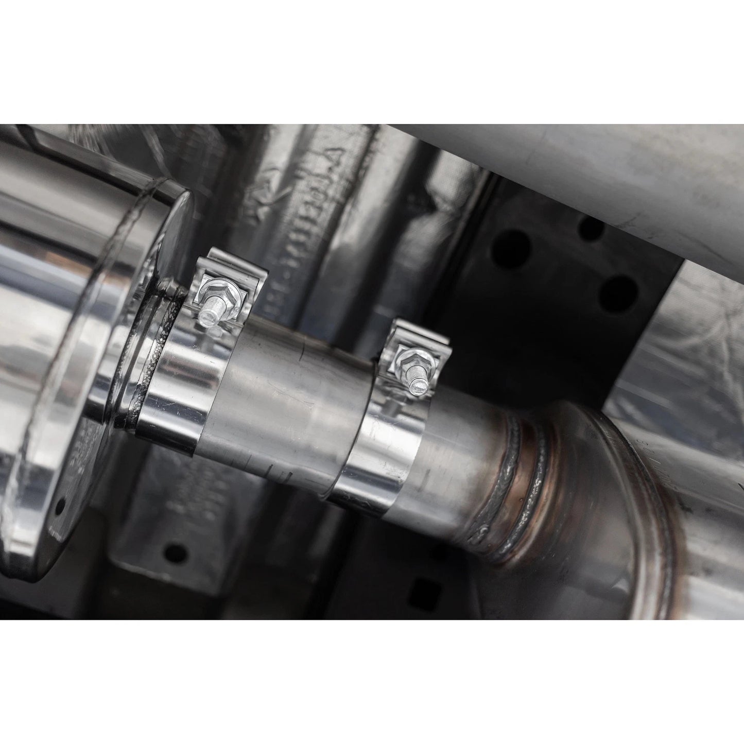 MBRP Aluminized Dual Pre-Axle Cat Back Exhaust w/ 2.5in OD Tips | Ford F150 (21+) (S5219AL)
