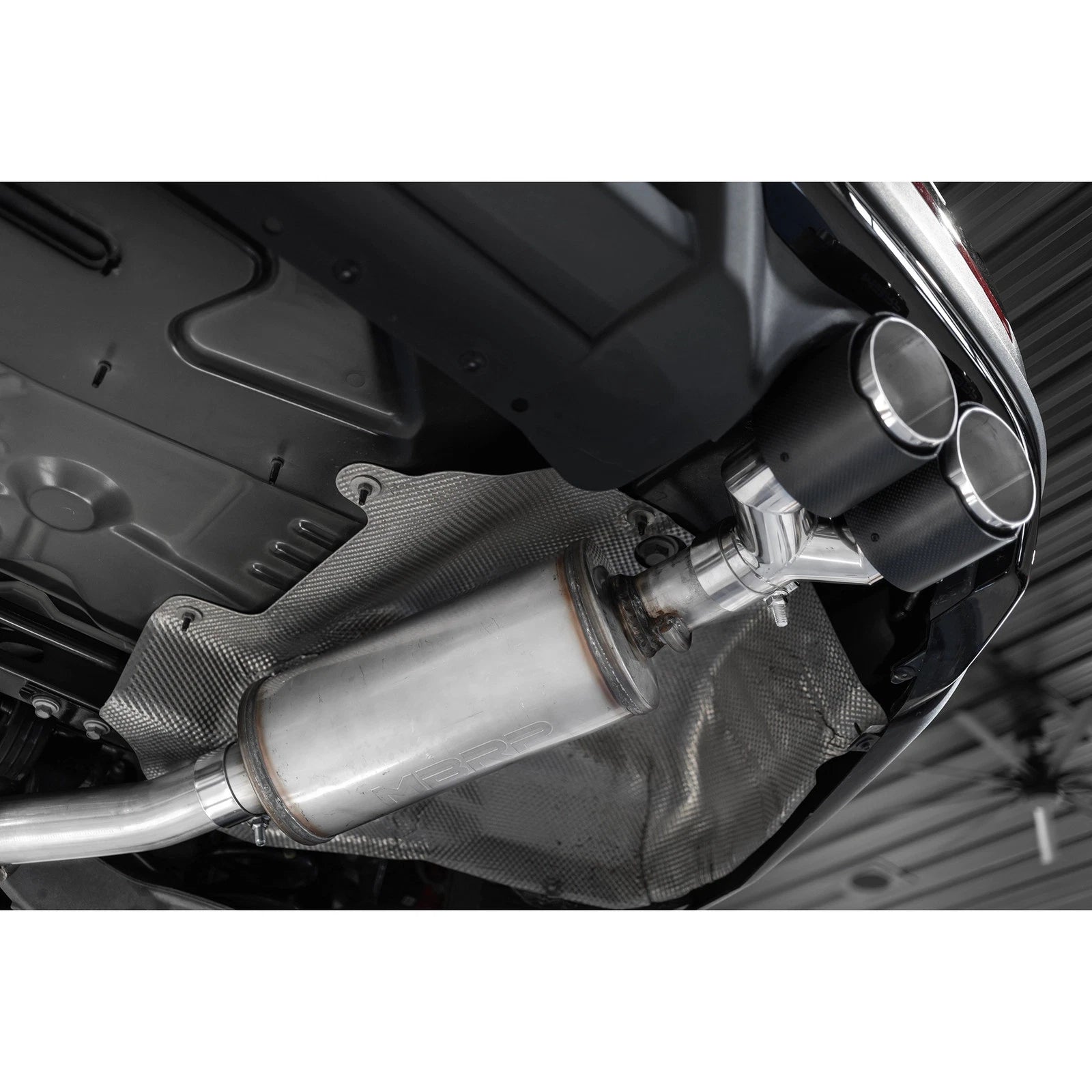MBRP 2.5in Cat-Back Dual Rear Exit Exhaust w/ Carbon Fiber Tips | Ford Explorer ST 20-21 (S52053CF)