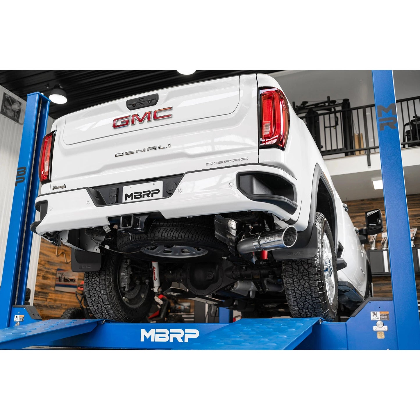 MBRP 4in Single Side Exit Pro Series T304 Exhaust | Chevy/GMC 2500/3500 HD 6.6L V8 (20) (S5093304)