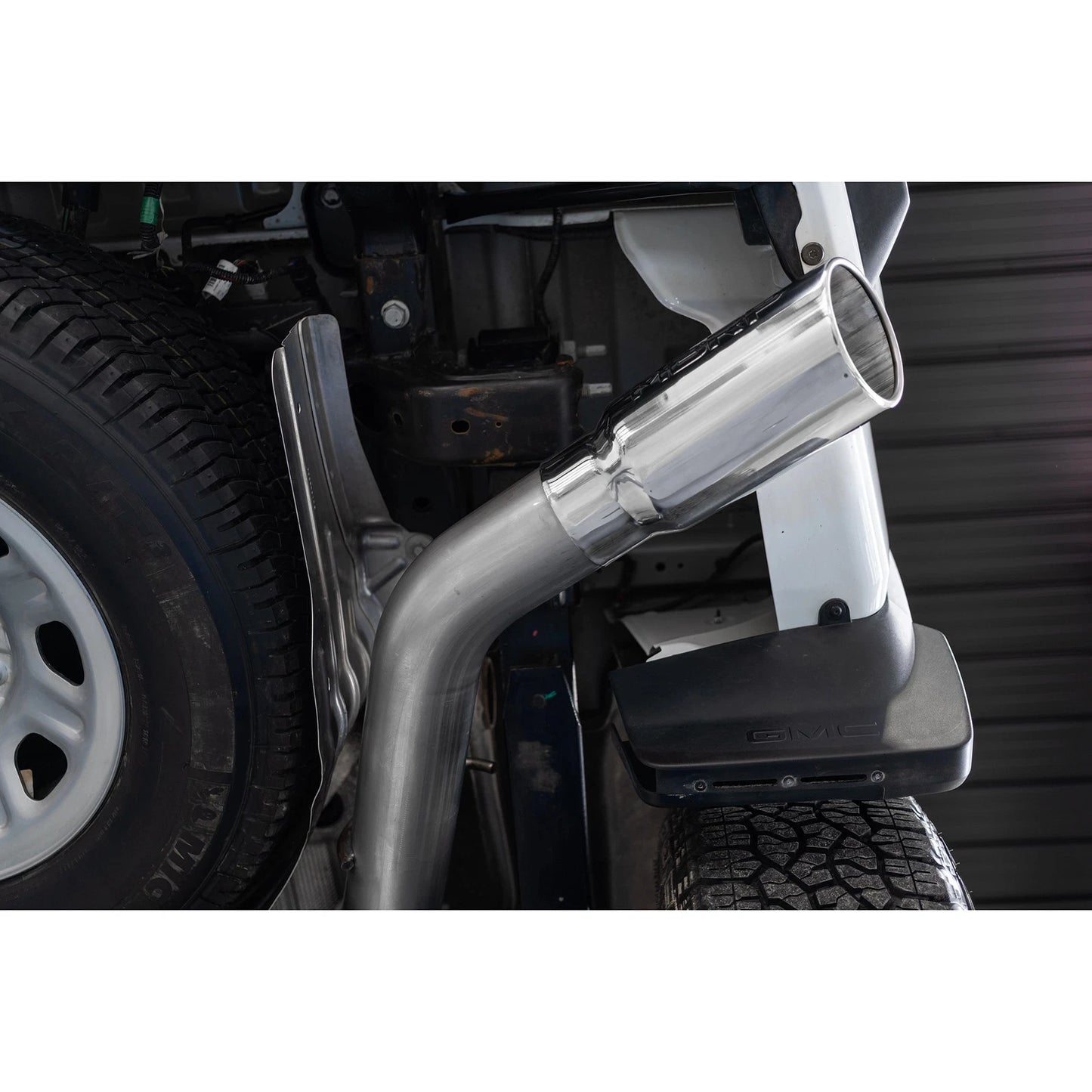 MBRP 4in Single Side Exit Pro Series T304 Exhaust | Chevy/GMC 2500/3500 HD 6.6L V8 (20) (S5093304)