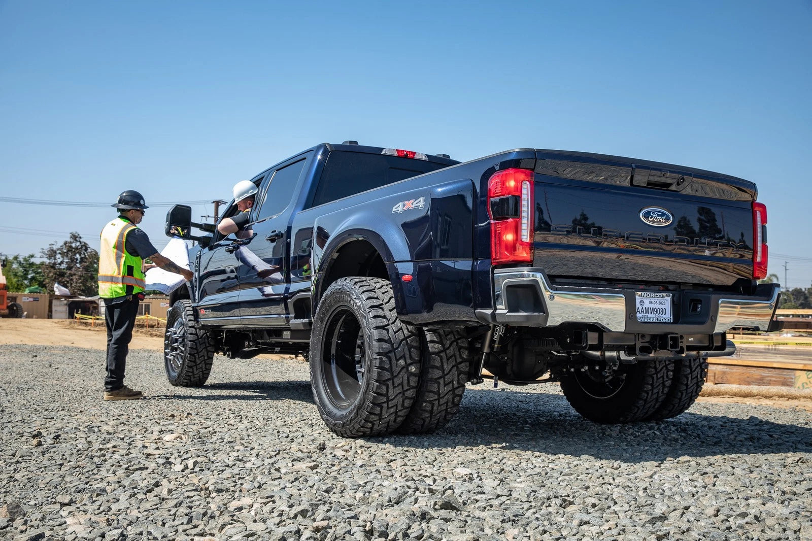 ICON 23-24 Ford F-250/F-350 Super Duty 4WD Diesel 2.5in Lift Stage 2 Suspension System