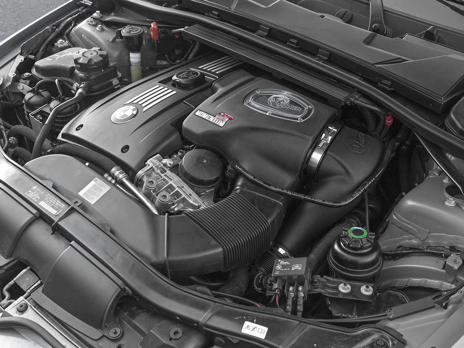 aFe Momentum Pro DRY S Intake System | BMW 335i/is/xi E90/E92/E93 (07-10) (51-76306)