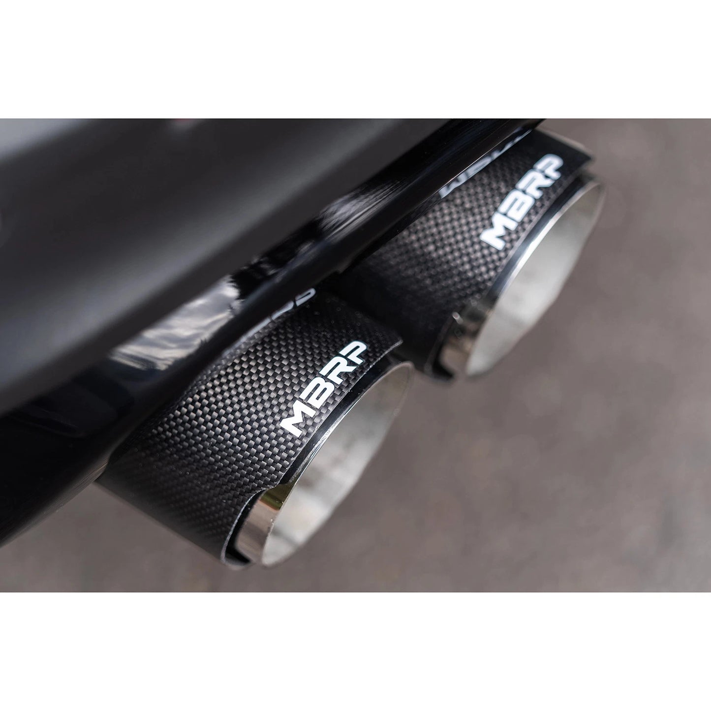 MBRP 2.5in Dual Rear Exit Axle Back w/ Quad CF Tips | Explorer ST 20-21 (S52033CF)