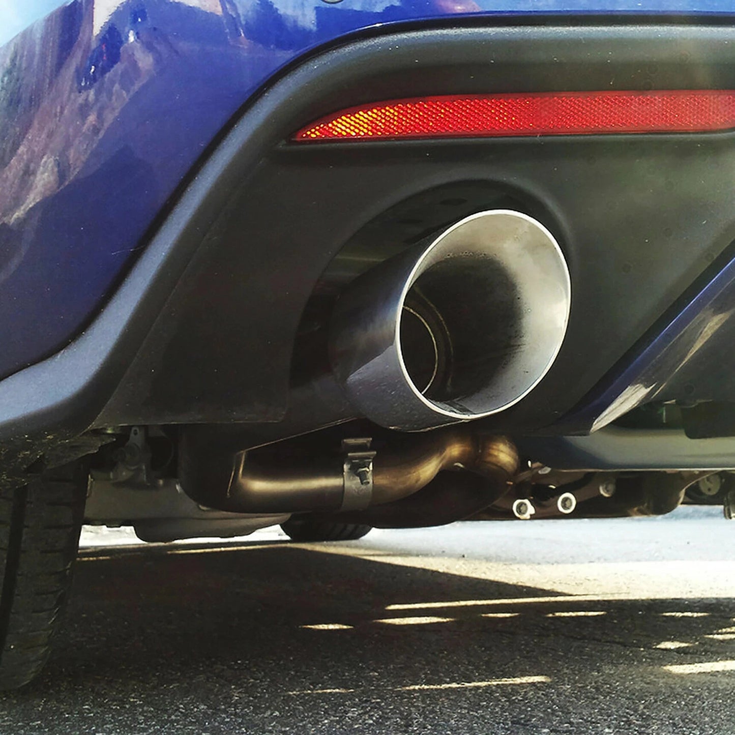 MBRP 2.5-Inch Race Dual Exit Axle-Back Exhaust | Ford Mustang GT (15-17) (S72763CF)