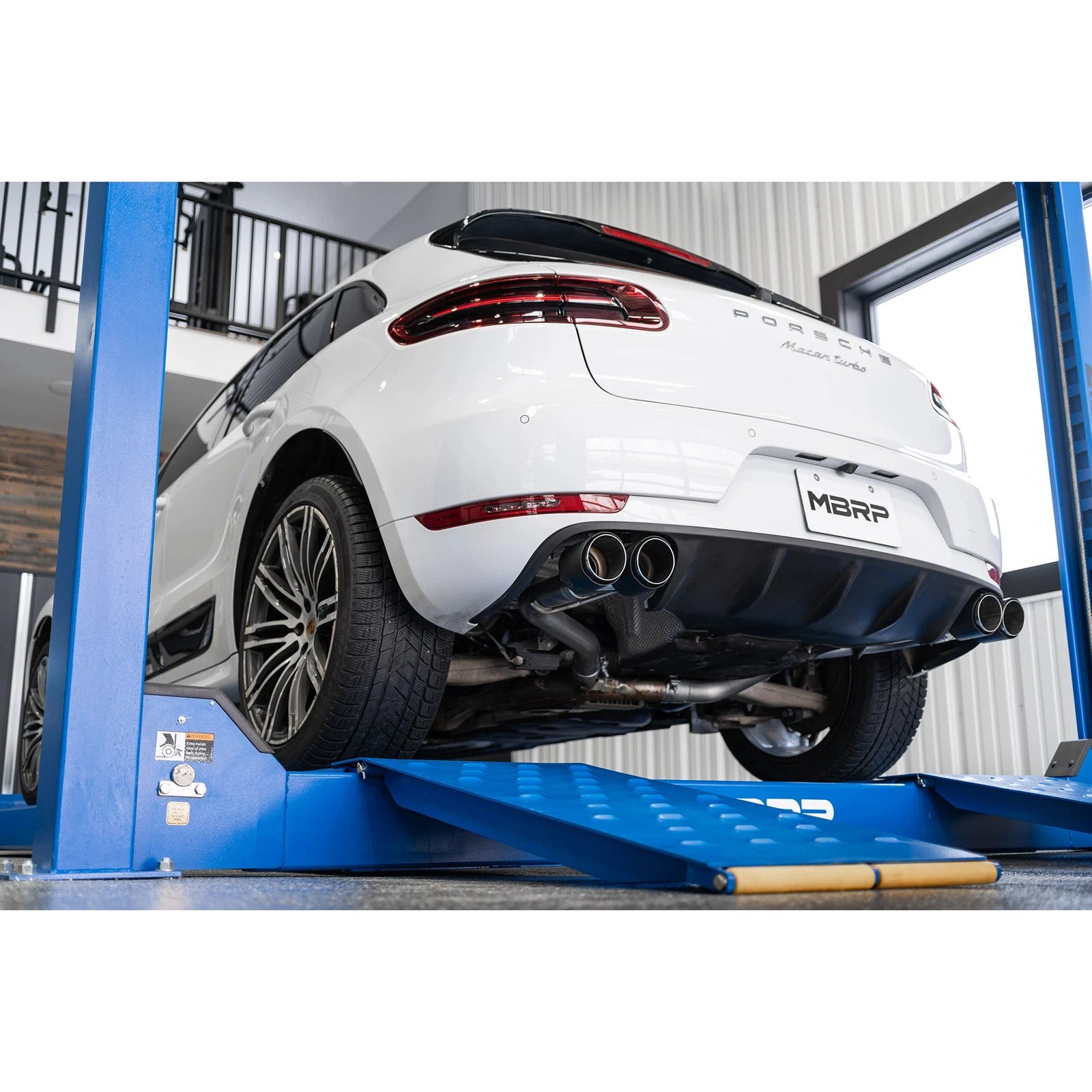 MBRP Pro Series Axle-Back Dual Rear Exit Exhaust | Porsche Macan S/GTS/Turbo (14+) (S56023CF)