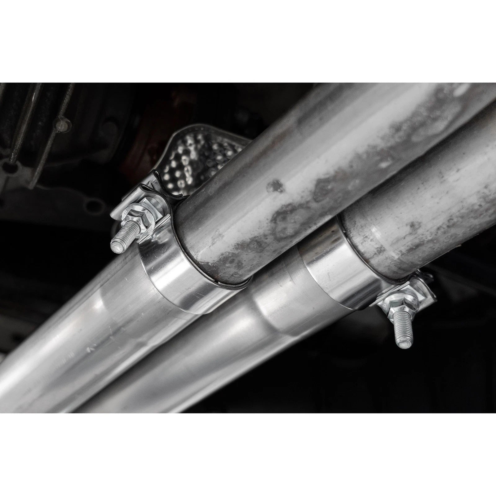MBRP 2.5in Axle-Back Dual Rear Exit Exhaust | Audi SQ5 3.0T (18-21) T304 (S5604304)
