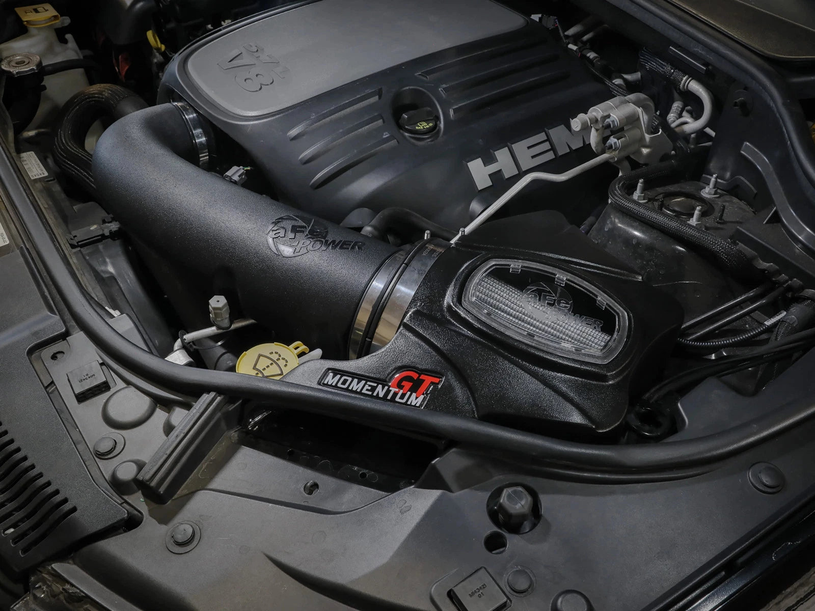 aFe Momentum GT Pro DRY S Cold Air Intake | Jeep GC WK2 V8 5.7L HEMI (11-17) (51-76205-1)