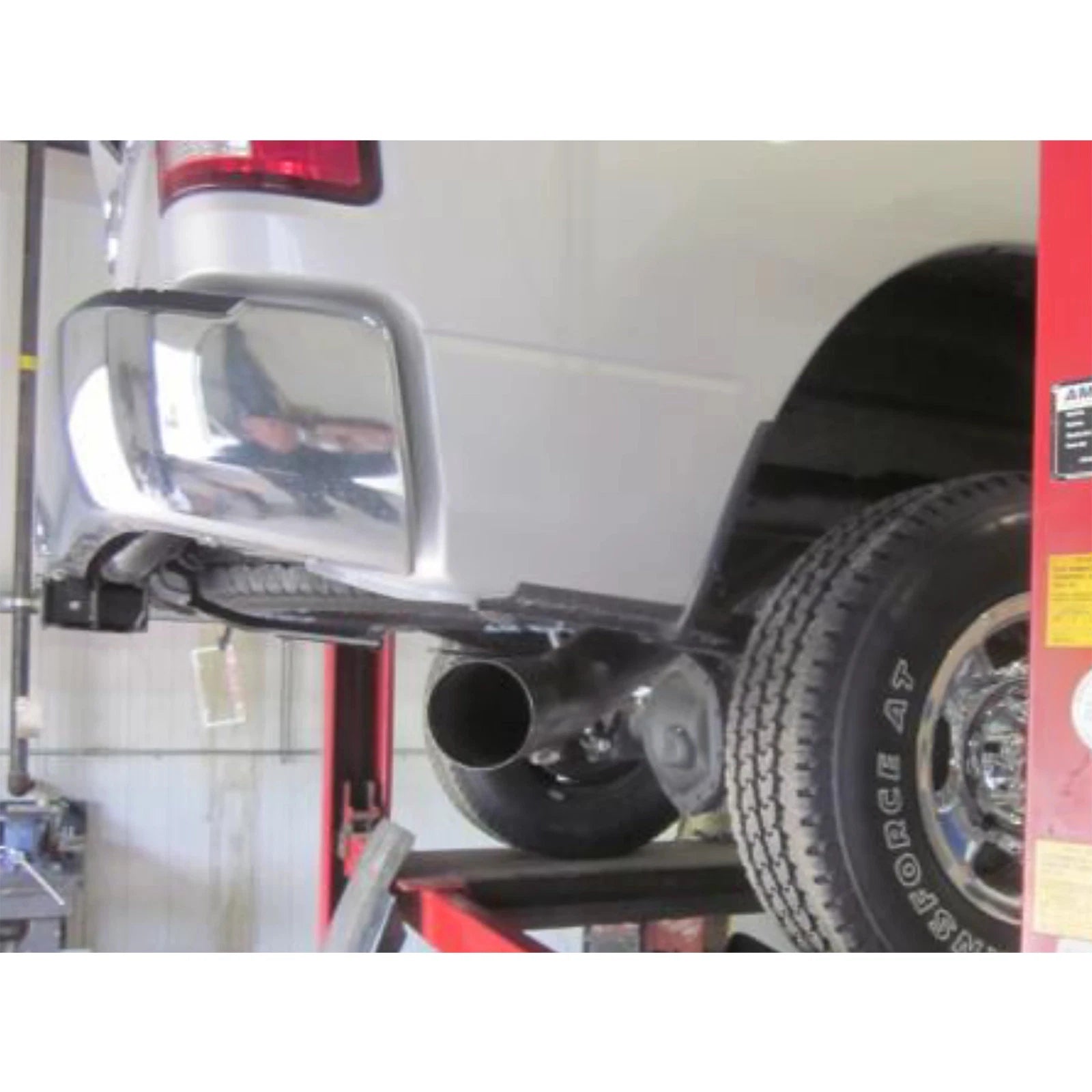 MBRP 5in Filter Back Single Side Exit T409 | Ram 2500/3500 Cummins 6.7L (13-18) (S61650409)