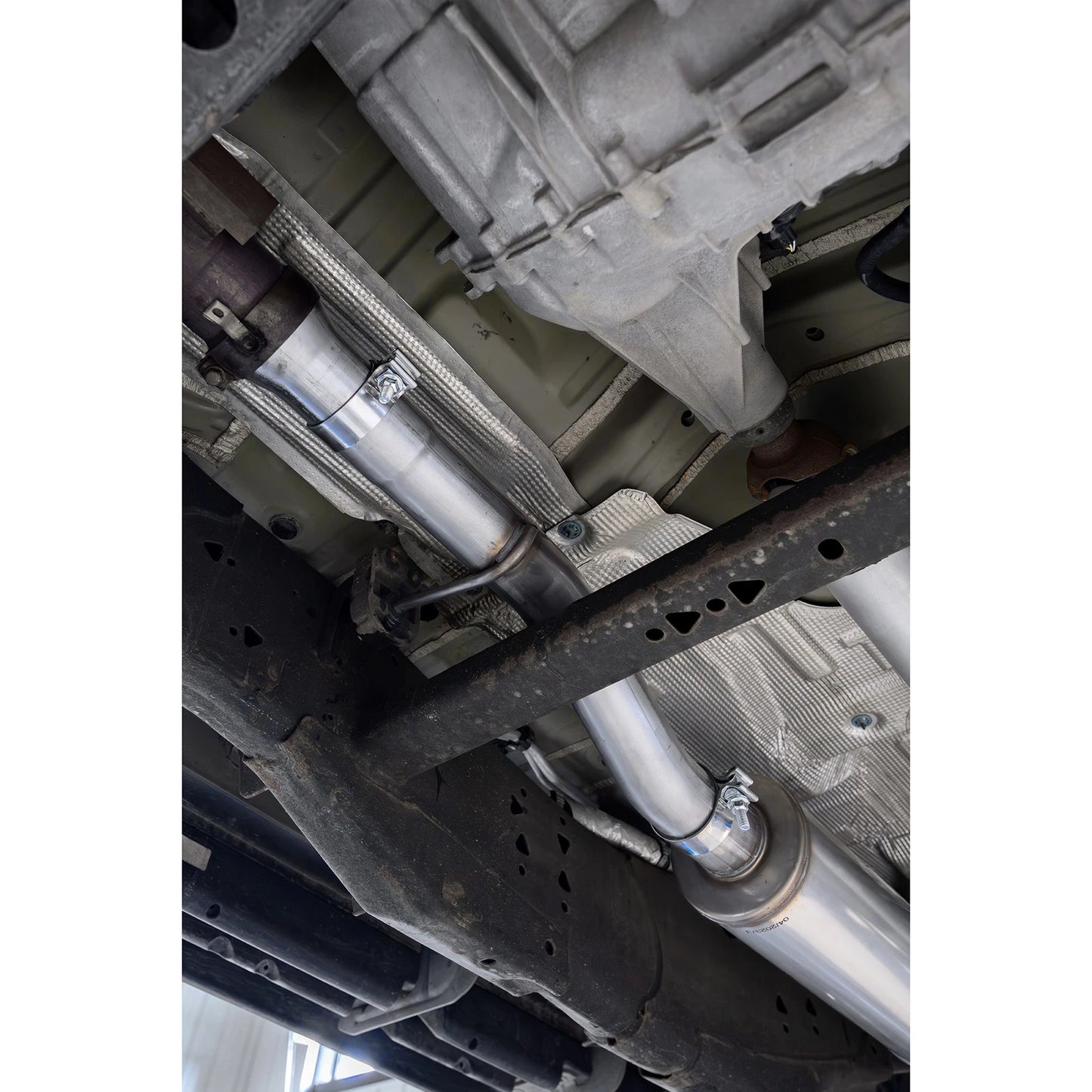 MBRP 3in Dual Split Cat-Back Exhaust w/ Quad Carbon Fiber Tips | Chevrolet Tahoe / GMC Yukon (21+) (S50573CF)