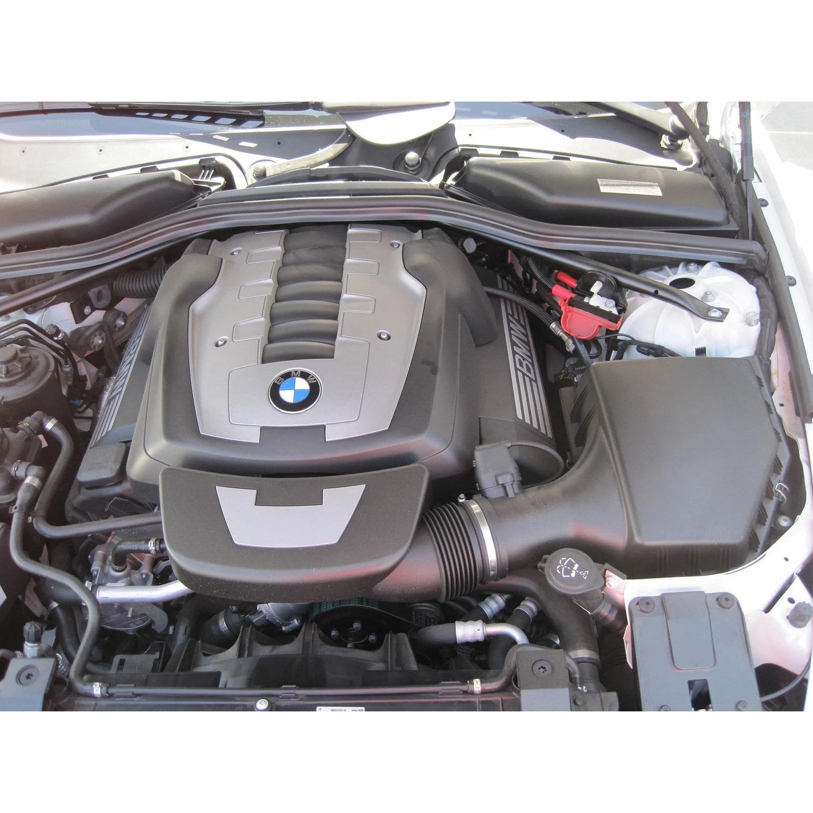 K&N Engineering Drop In Air Filter: BMW 545i 2004