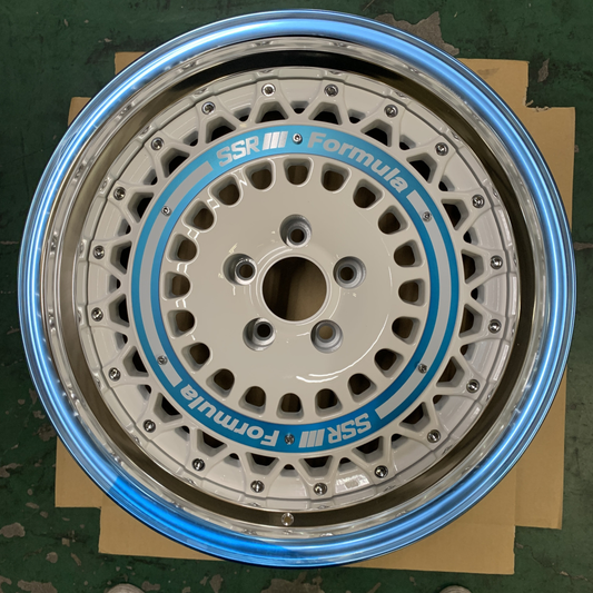 SSR Formula Aero Mesh 18x9 +6 5x114.3 White