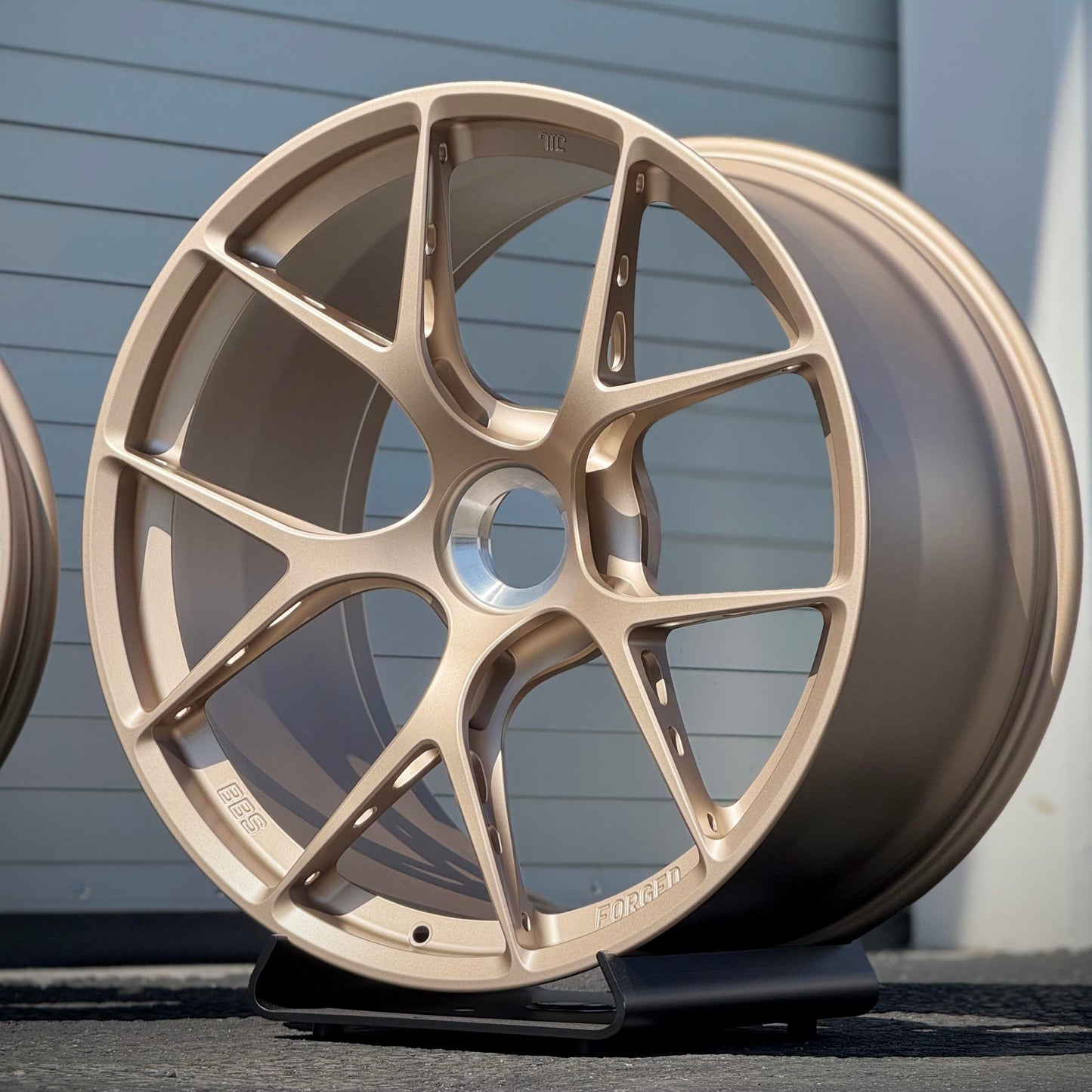 BBS FI-R Evo 20x9.5 +44, 21x12 +45 CL Citrine Gold (SET)
