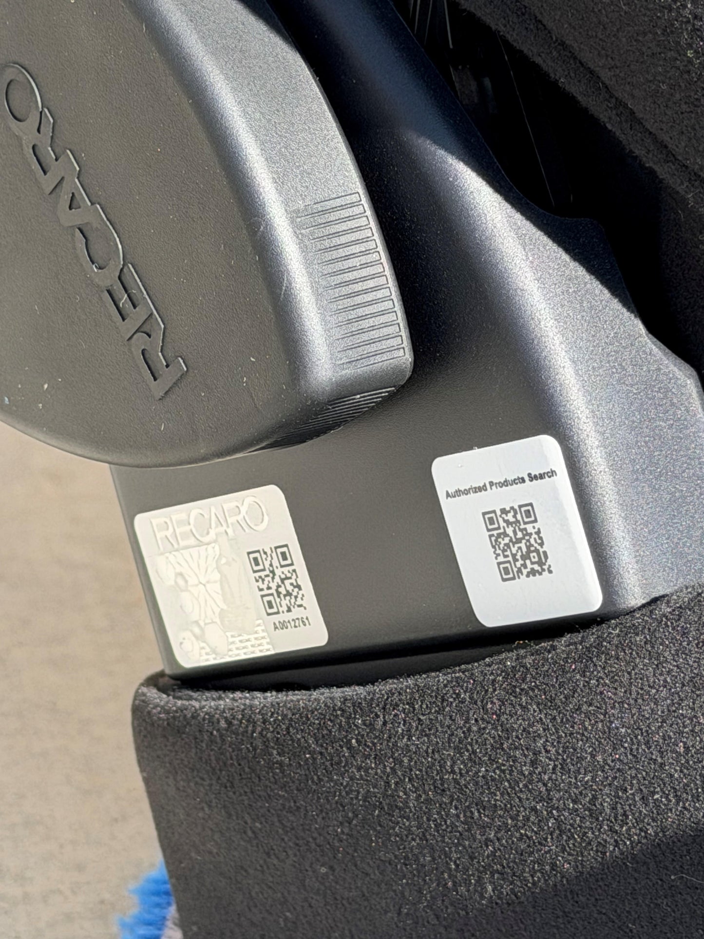 Recaro SR-6 GK100S Sport Seat - Kamui / Red Mesh