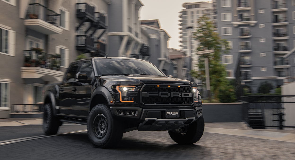 (set of 4) Method MR305 NV Double Black | 17x8.5" +0mm | 5x5in Wheel