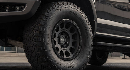 (set of 4) Method MR305 NV Double Black | 17x8.5" +0mm | 6x5.5in Wheel