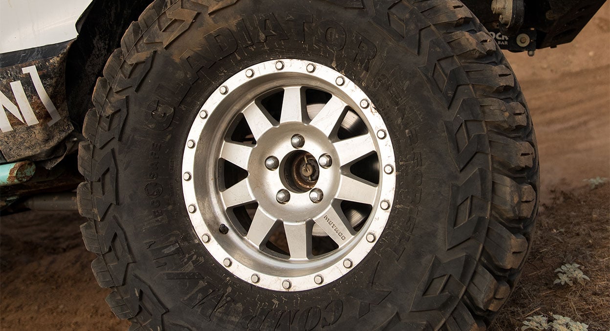 (set of 4) Method MR301 The Standard Machined | 17x8.5" +0mm | 6x135mm Wheel