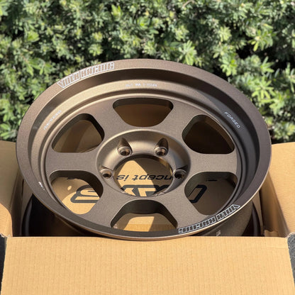 Volk Racing TE37XT M - Spec 17x8.5 +15 6x139.7 Bronze (SET) - WheelFlip