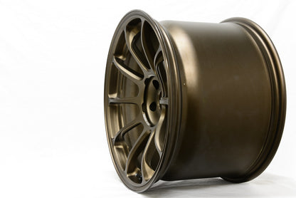 Volk Racing ZE40 18x10.5 +15, 18x12 +20 5x114.3 Bronze (SET)